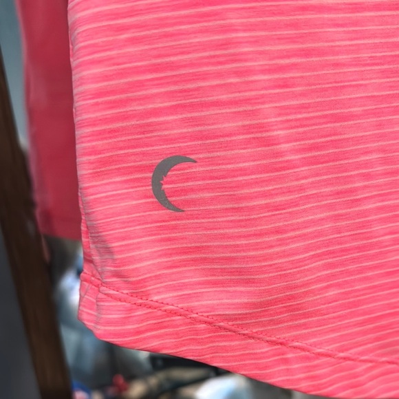 ZYIA Orange Fitted‎ Short Sleeve T-Shirt - Picture 4 of 6